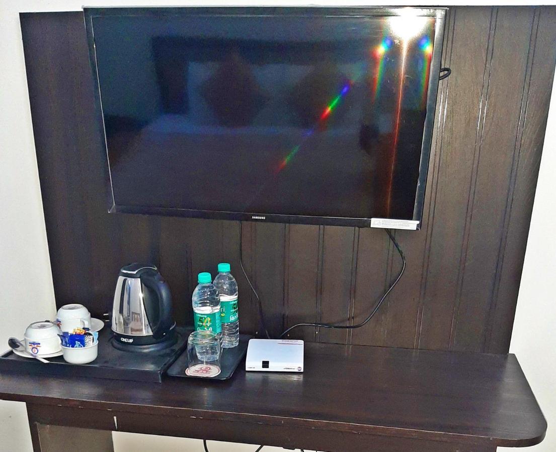 Bindiram Express By Shrigo Hotels Sitapur Muafi Exteriér fotografie