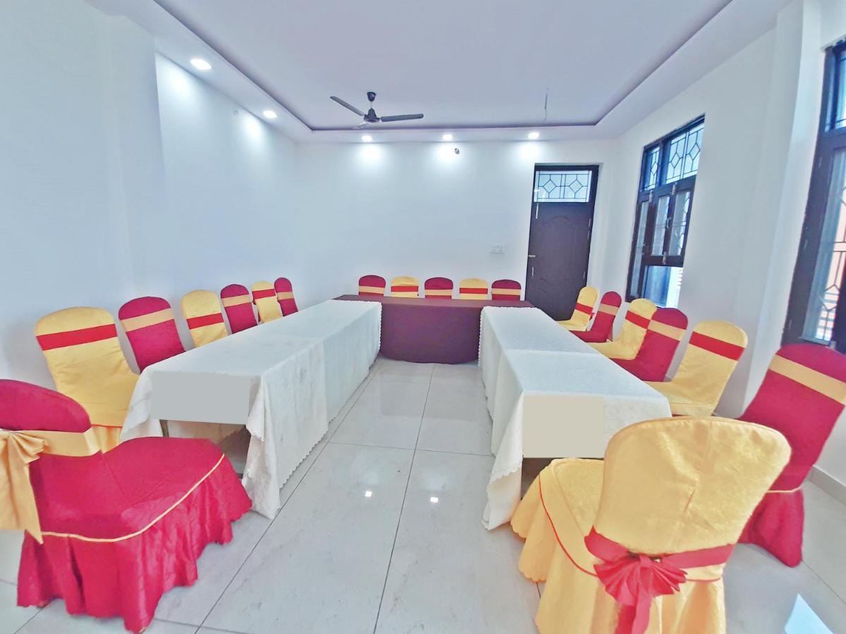 Bindiram Express By Shrigo Hotels Sitapur Muafi Exteriér fotografie